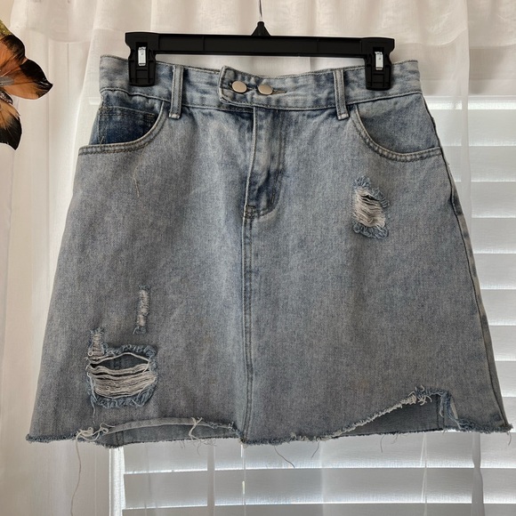 **Bought in china** Jean skirt - Picture 1 of 3